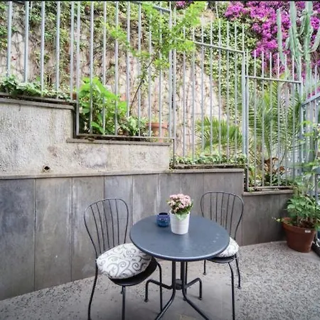 Santa Clara Bed and Breakfast Νάπολη